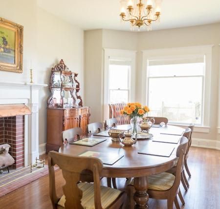 Clifton House - Panorama - Queen Suite, Sleeps 4, River Views 나체스 외부 사진